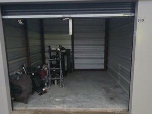 10 x 10 storage unit in Henderson, KY