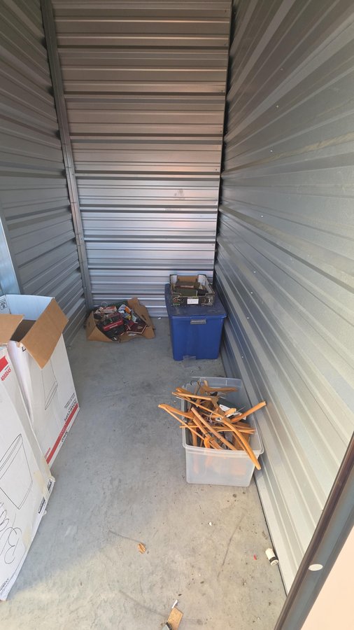 5 x 10 storage unit in Boonville, IN