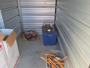 5 x 10 storage unit in Boonville, IN