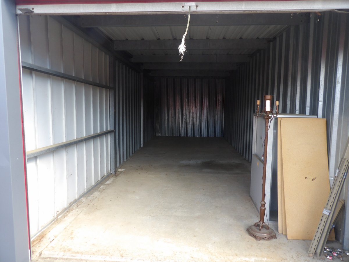 10 x 30 storage unit in Old Saybrook, CT