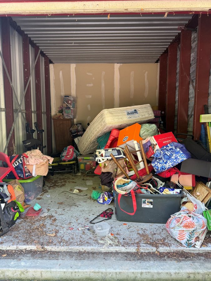 10 x 15 storage unit in Northborough, MA