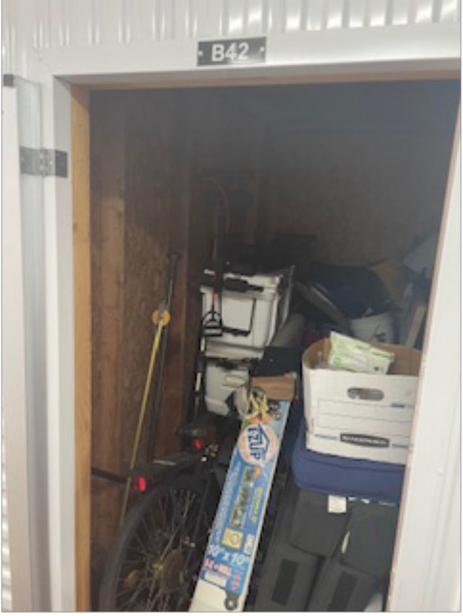 5 x 10 storage unit in Stuart, FL
