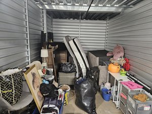 10 x 20 storage unit in Mooresville, NC