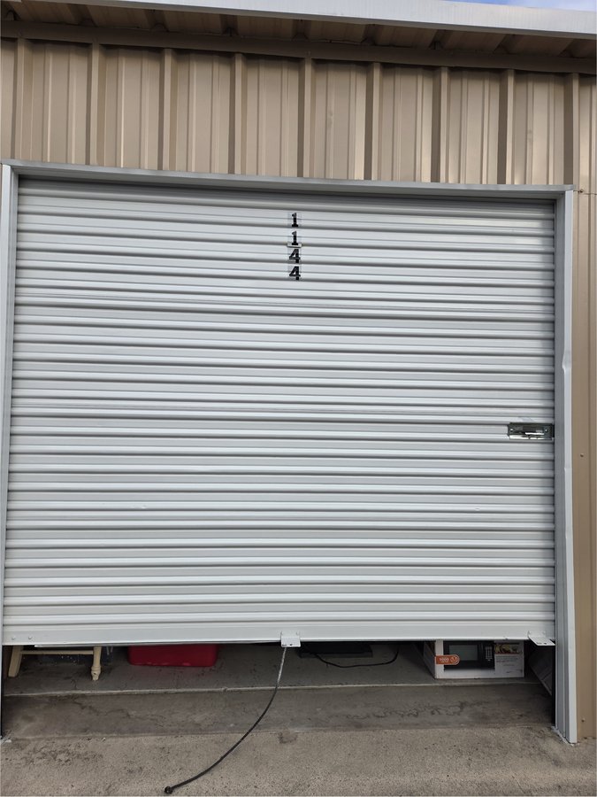 10 x 10 storage unit in Decatur, TX