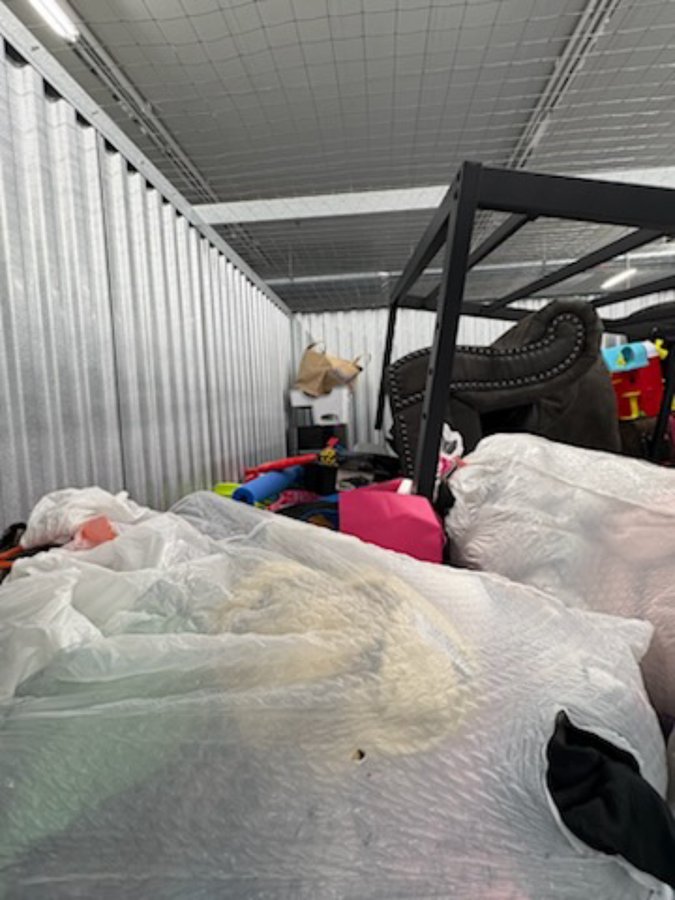 10 x 10 storage unit in Niagara Falls, NY