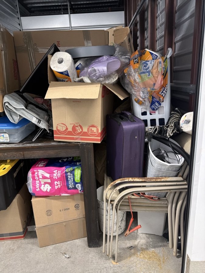 10 x 17 storage unit in Mechanicsville, VA