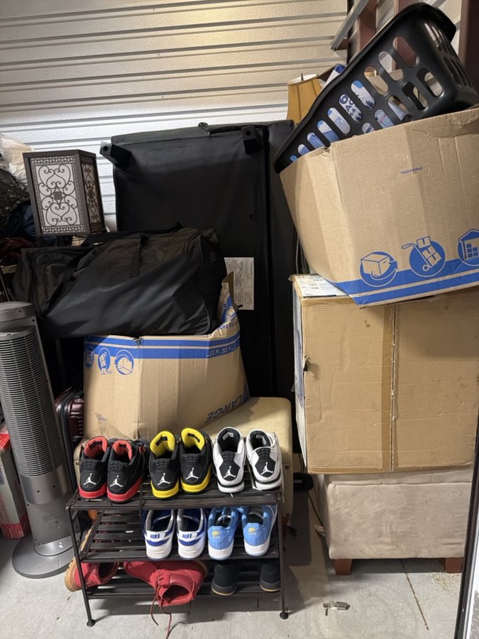 10 x 10 storage unit in Mechanicsville, VA