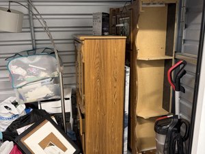 11 x 6 storage unit in Richmond, VA