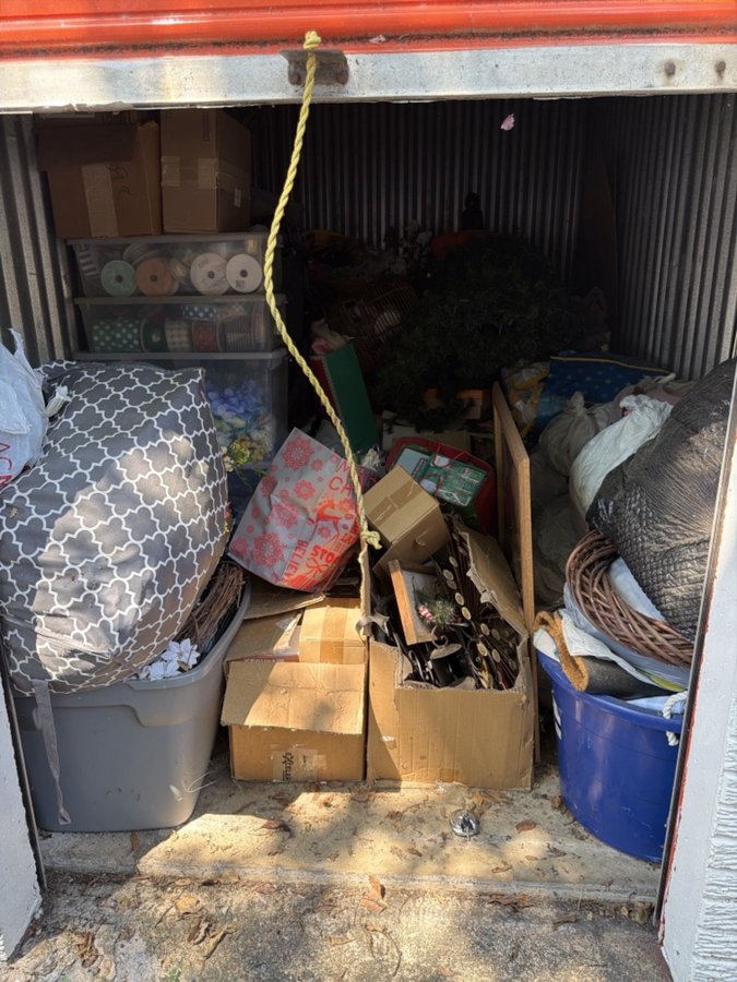 6 x 10 storage unit in Richmond, VA