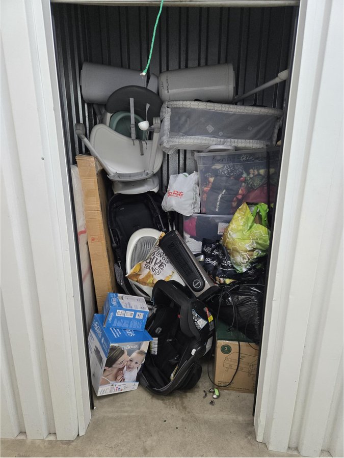 5 x 5 storage unit in Hazlet, NJ