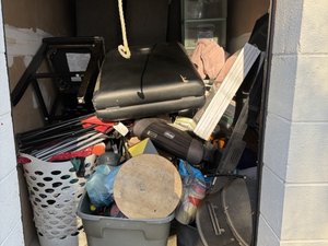 5 x 10 storage unit in Richmond, VA