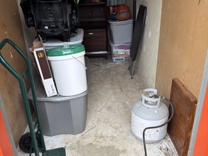 5 x 10 storage unit in Richmond, VA