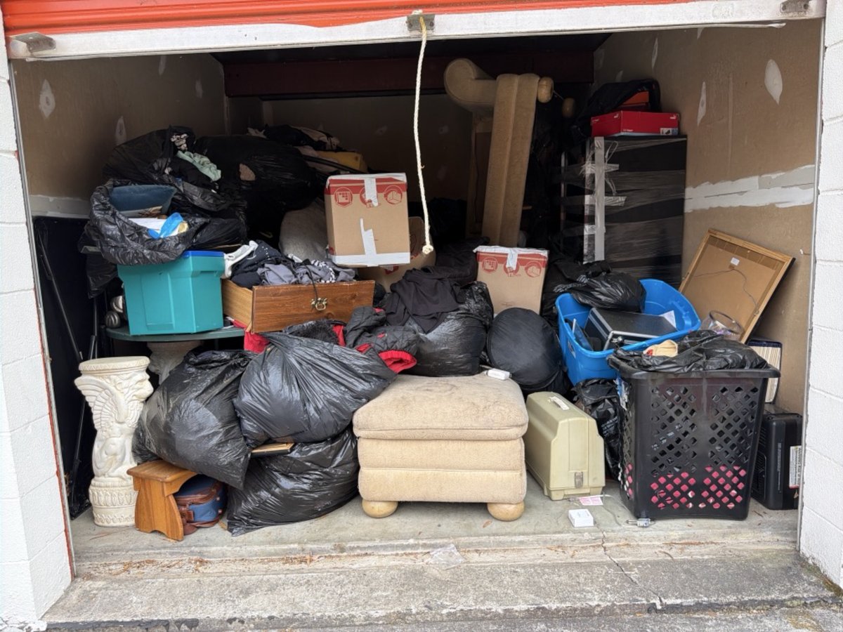 10 x 15 storage unit in Richmond, VA