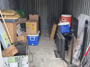 6 x 12 storage unit in Richmond, VA