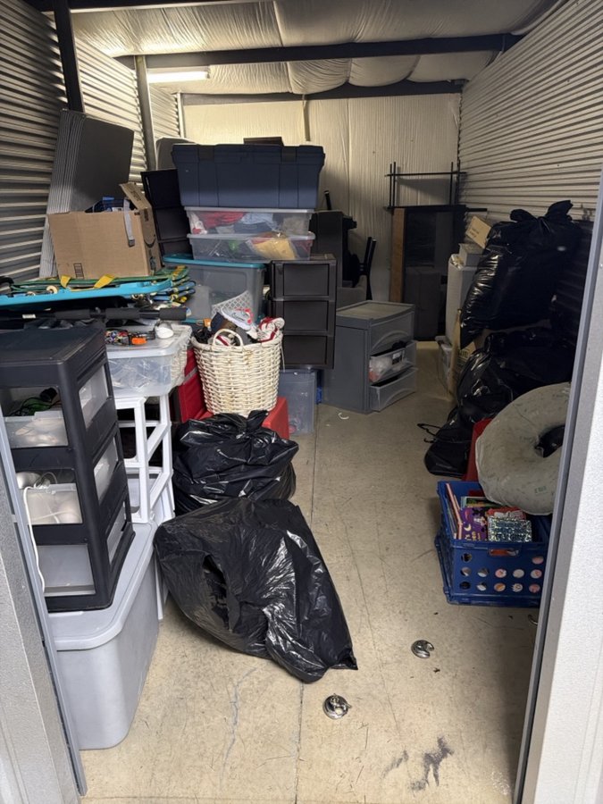10 x 20 storage unit in Mechanicsville, VA