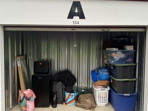 10 x 5 storage unit in Glenmont, NY