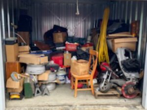 10 x 10 storage unit in Glenmont, NY