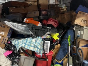 10 x 10 storage unit in Aldan, PA