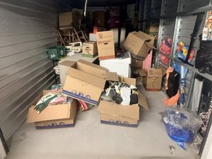 10 x 20 storage unit in Clayton, NC