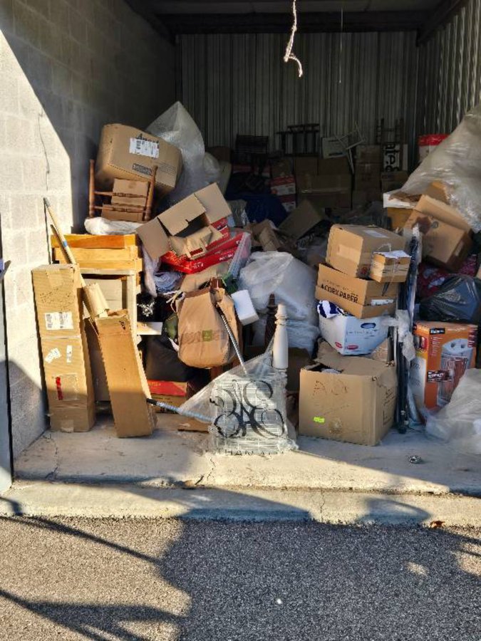 10 x 20 storage unit in Canton, MI