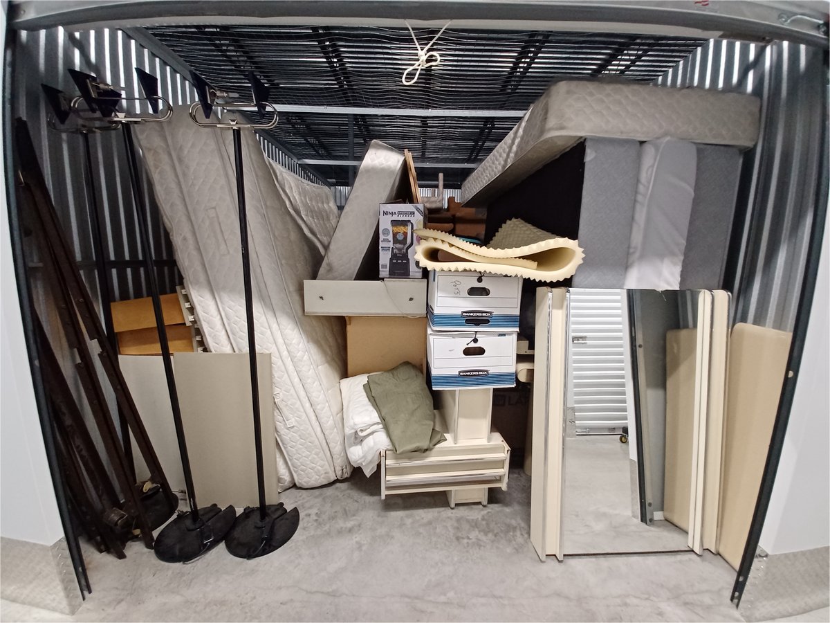 10 x 15 storage unit in Golf, FL