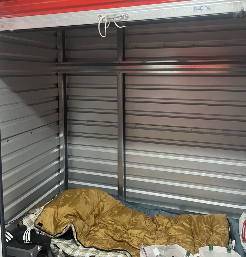 7 x 5 storage unit in Aldan, PA