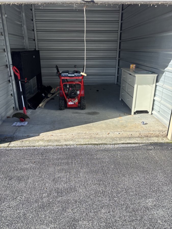 10 x 15 storage unit in Manheim, PA