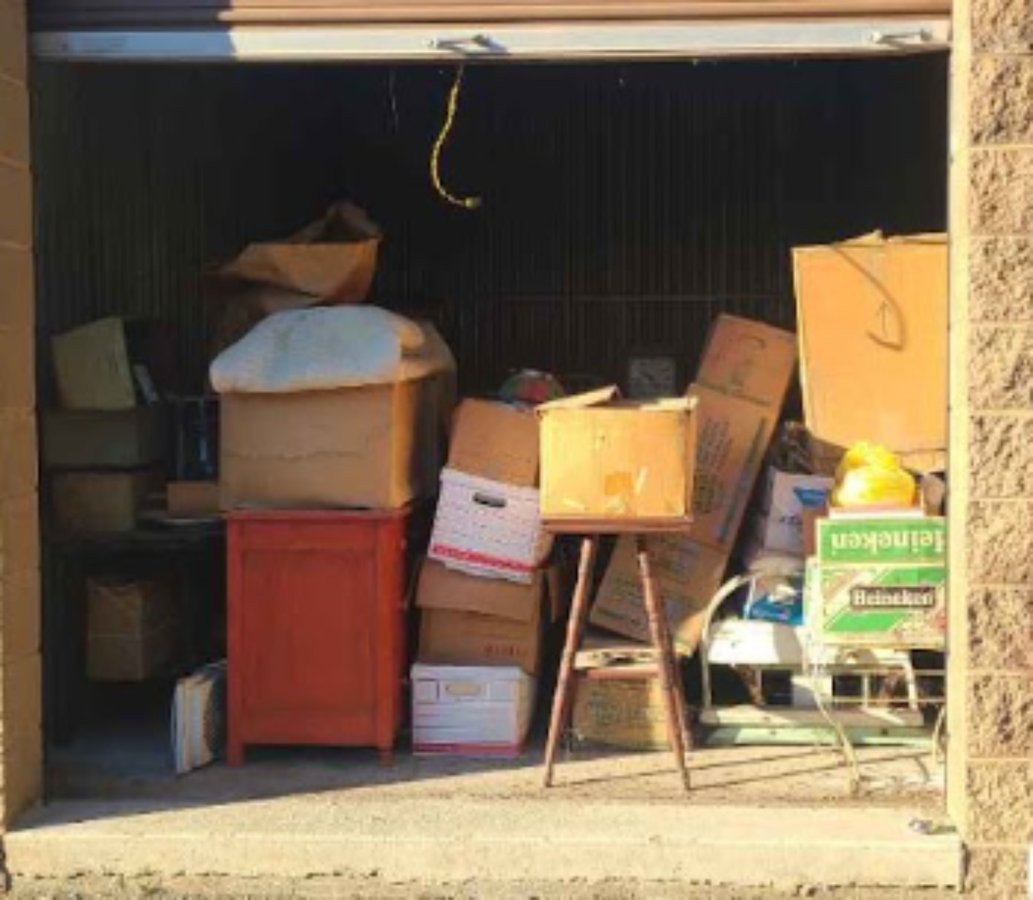 10 x 15 storage unit in Oak Ridge, NJ