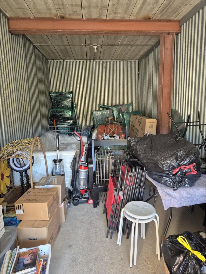 10 x 30 storage unit in Monroeville, PA