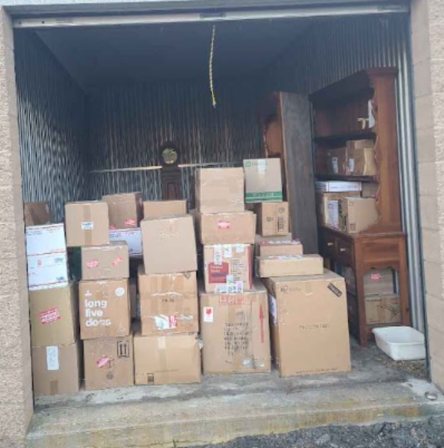 10 x 20 storage unit in Oak Ridge, NJ