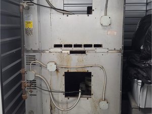8 x 10 unit in Merrillville