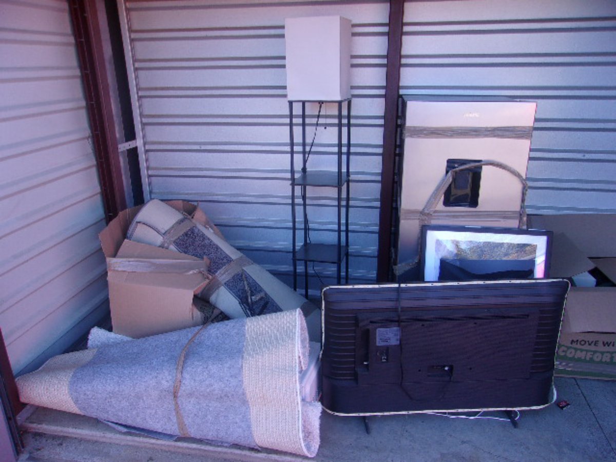 10 x 5 storage unit in Hamden, CT