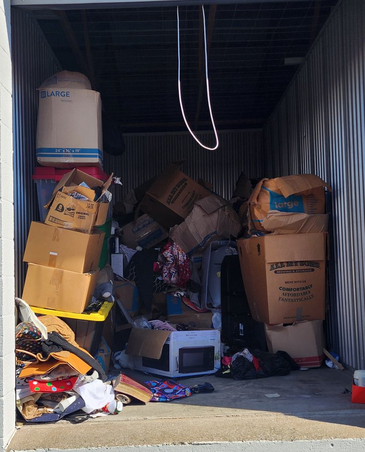 8 x 15 storage unit in Greenbrier, TN