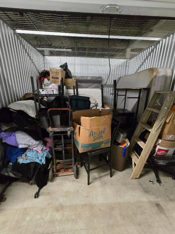 10 x 10 storage unit in Oklahoma City, OK
