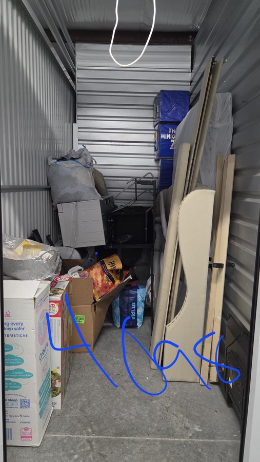 5 x 10 storage unit in Merrillville, IN
