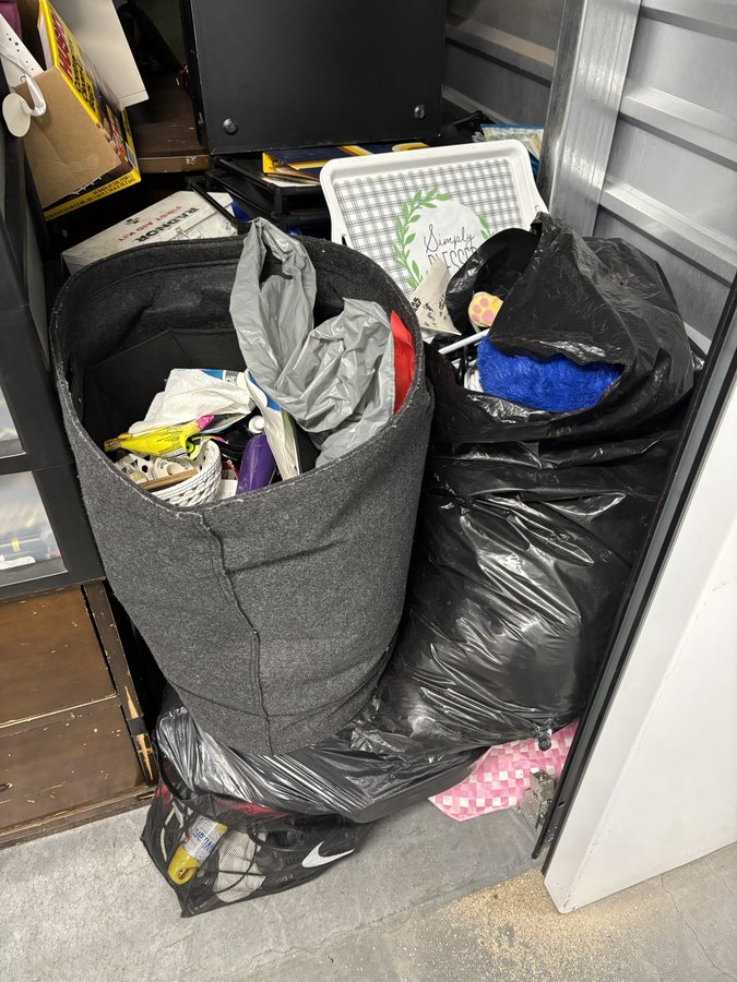 10 x 8 storage unit in San Jose, CA