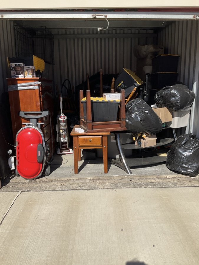 10 x 10 storage unit in Mentor, OH