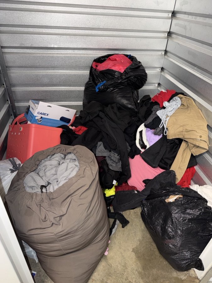 5 x 5 storage unit in Woodbridge, VA