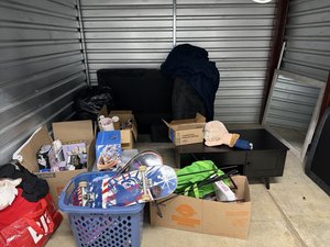 10 x 10 storage unit in Woodbridge, VA