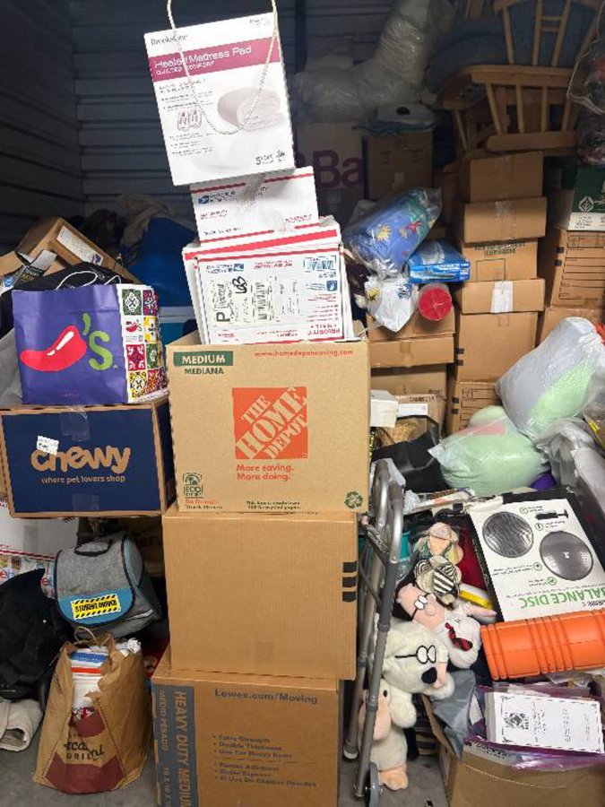 10 x 10 storage unit in Dallas, TX