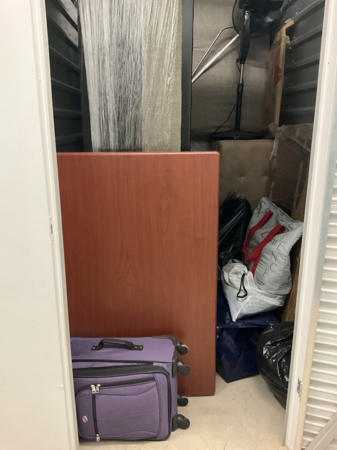 5 x 10 storage unit in Cleveland Heights, OH