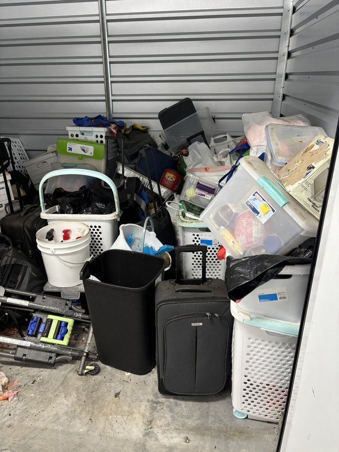 10 x 8 storage unit in San Jose, CA