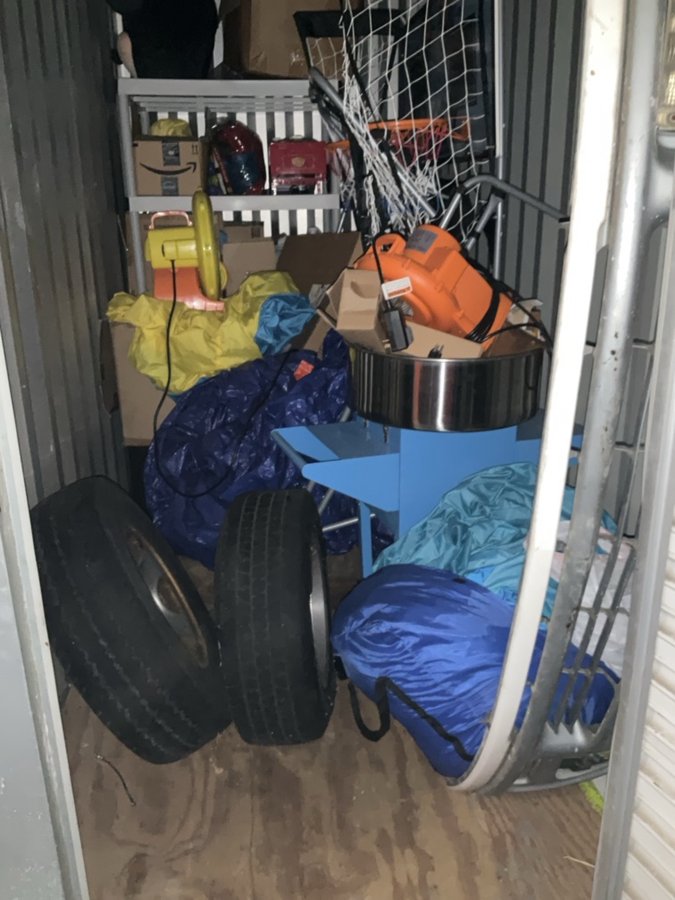 5 x 10 storage unit in Euclid, OH