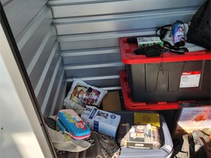 5 x 5 storage unit in Statesville, NC