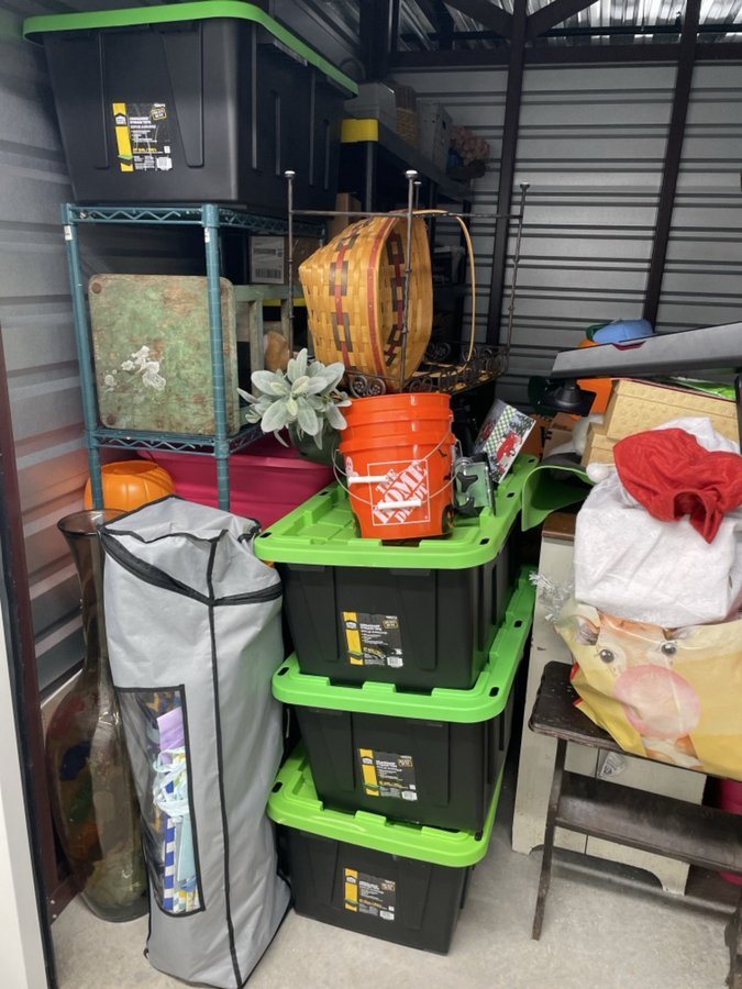 10 x 10 storage unit in Colmar, PA