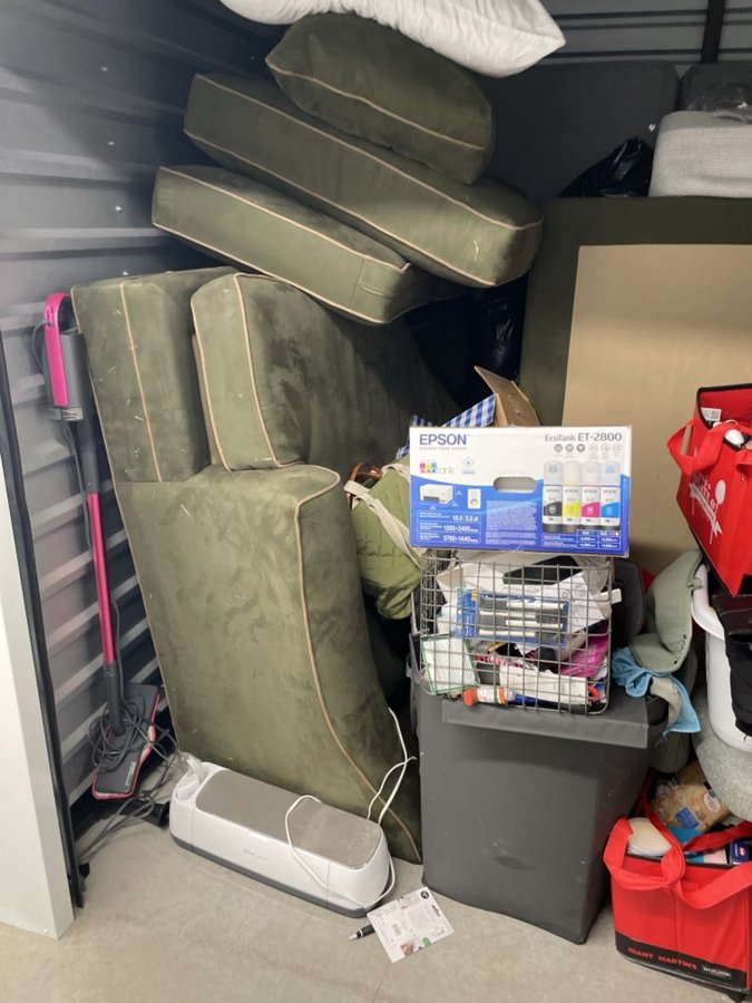10 x 10 storage unit in Colmar, PA