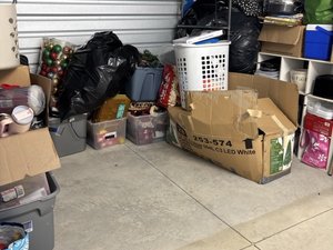 7 x 10 storage unit in Center Valley, PA