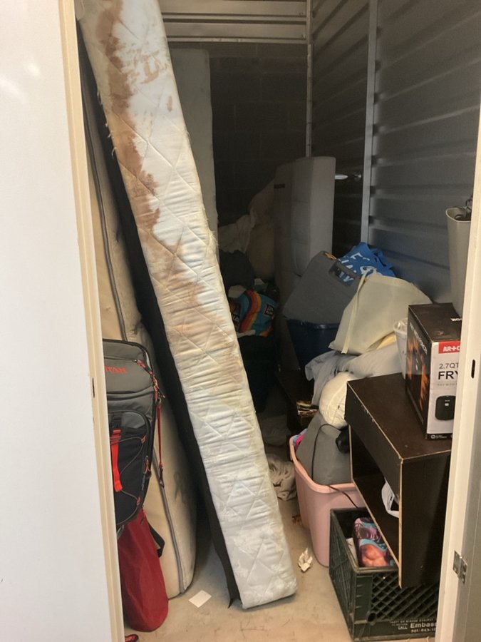 5 x 10 storage unit in South Euclid, OH