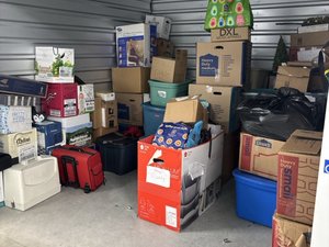 10 x 10 storage unit in Colmar, PA