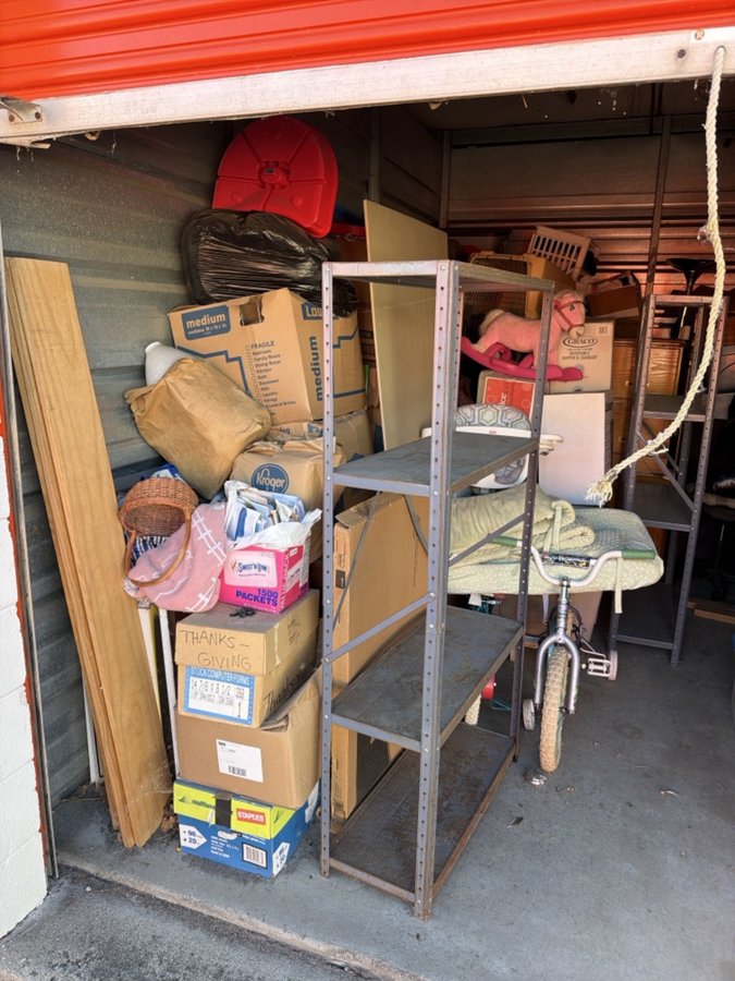 10 x 15 storage unit in Fraser, MI